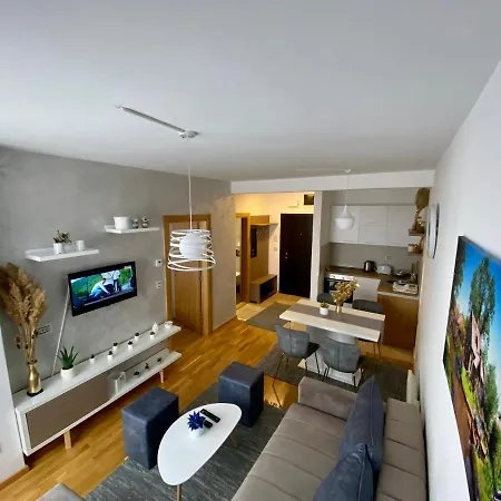 Mladenovic Apartment Zlatibor