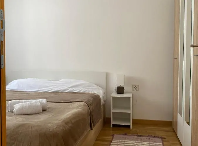 Mladenovic * Zlatibor