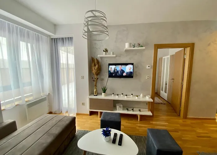 Mladenovic Apartment *